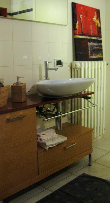 Holiday Home Cannubi In Бароло Экстерьер фото