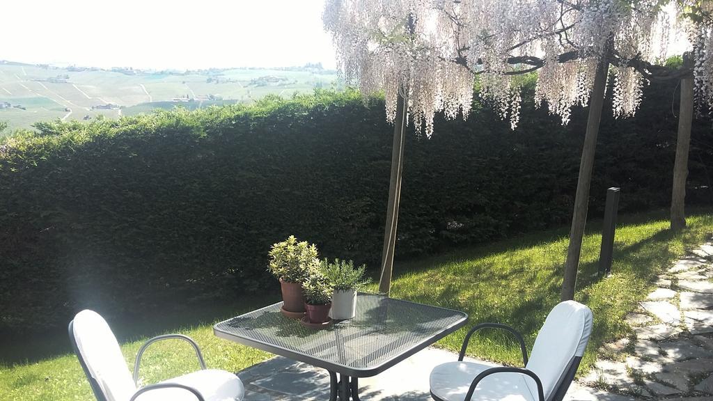 Holiday Home Cannubi In Бароло Экстерьер фото